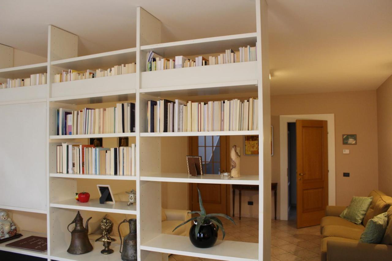 B&B Temenos Parma Buitenkant foto