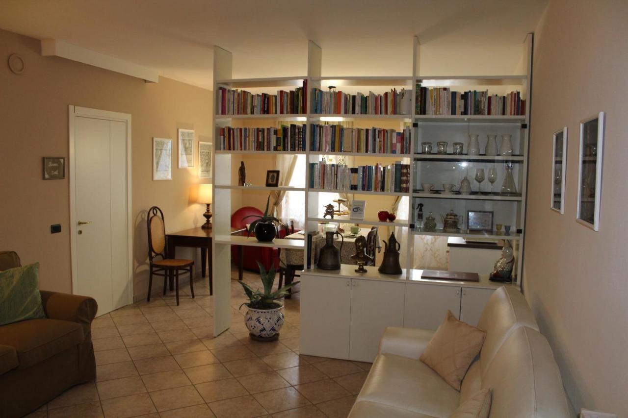 B&B Temenos Parma Buitenkant foto